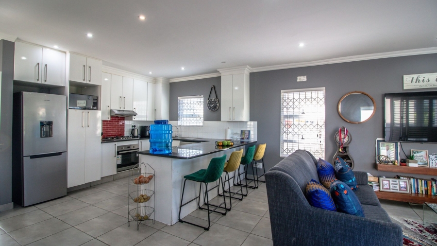 3 Bedroom Property for Sale in Nahoon Valley Park Eastern Cape